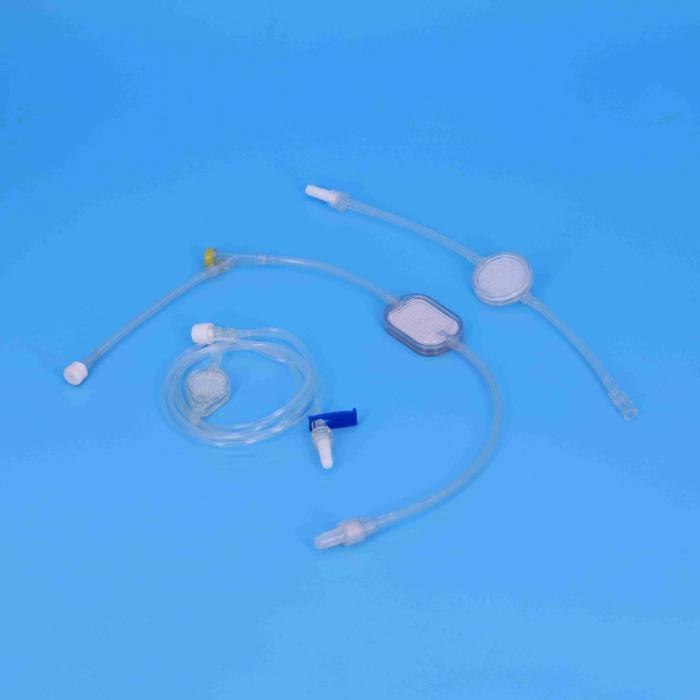 Precision liquid filter for pumps